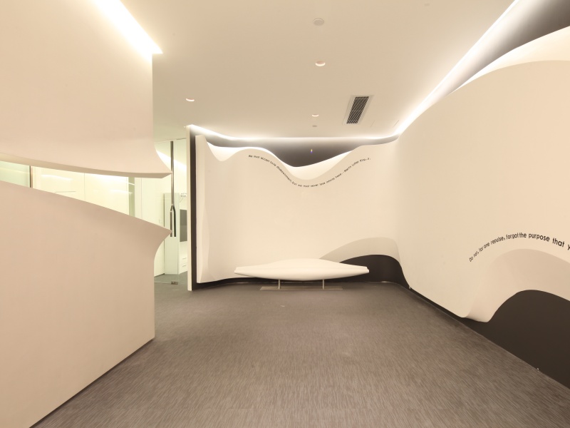 GELO Solid Surface Office Application